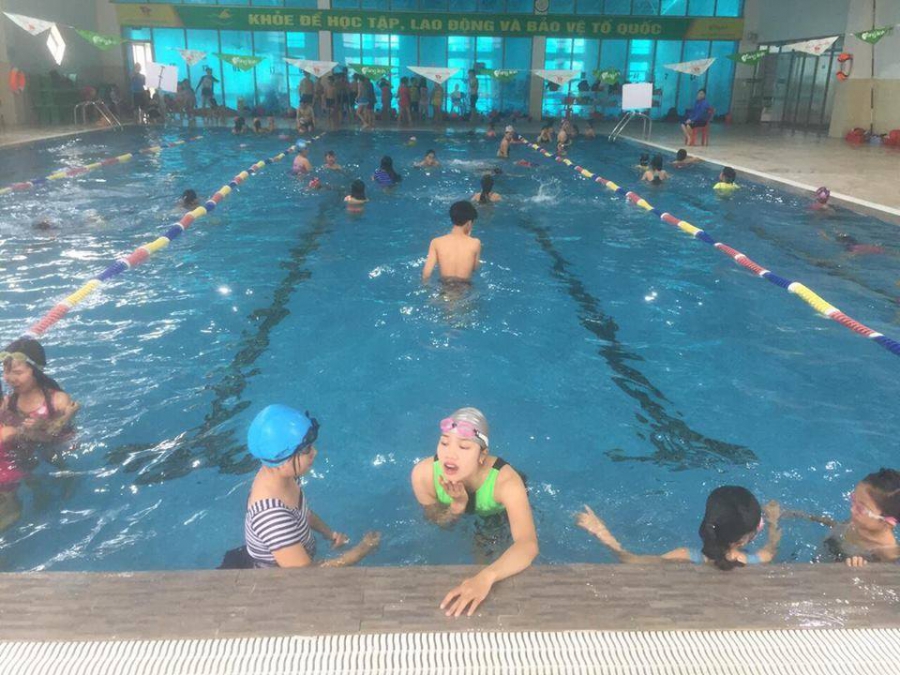Bể bơi Olympia Việt Hưng